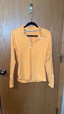 Nike Women's Dri-FIT Element Running 1/2 Zip Top - Yellow Small